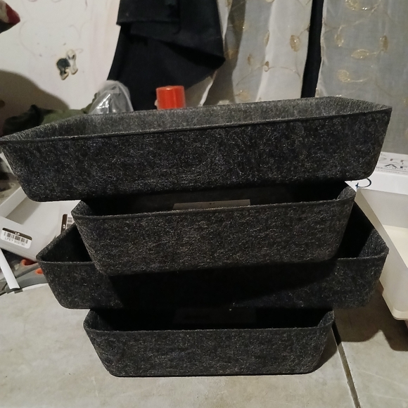 Target Brand Storage  Containers 4 felt, 4 plastic - Picture 2 of 10